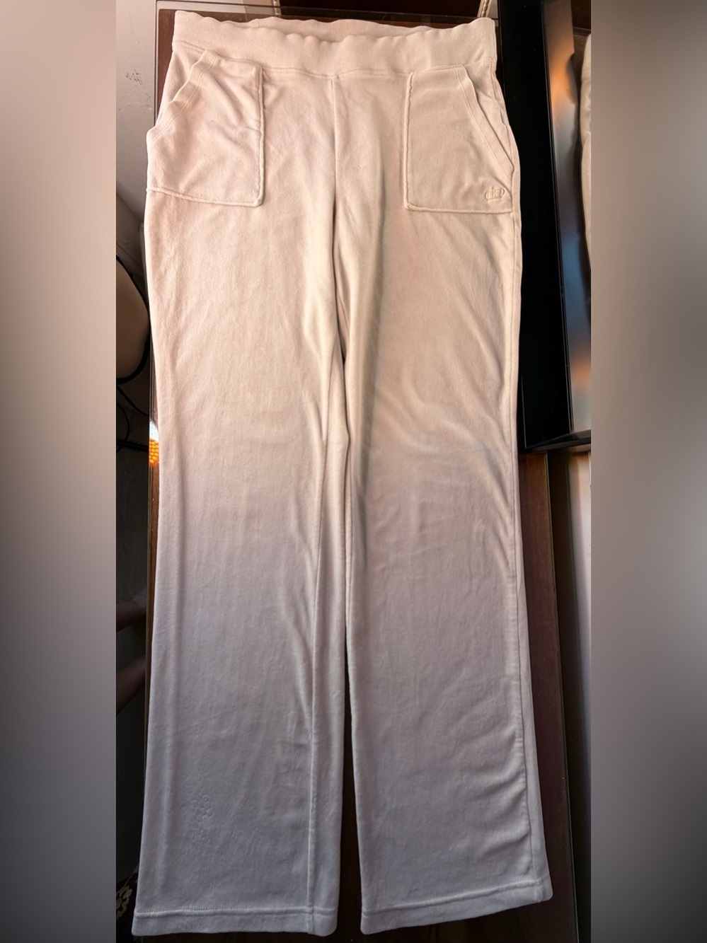 SZ M Juicy Couture Cream Colored Track Pants - Picture 8 of 12